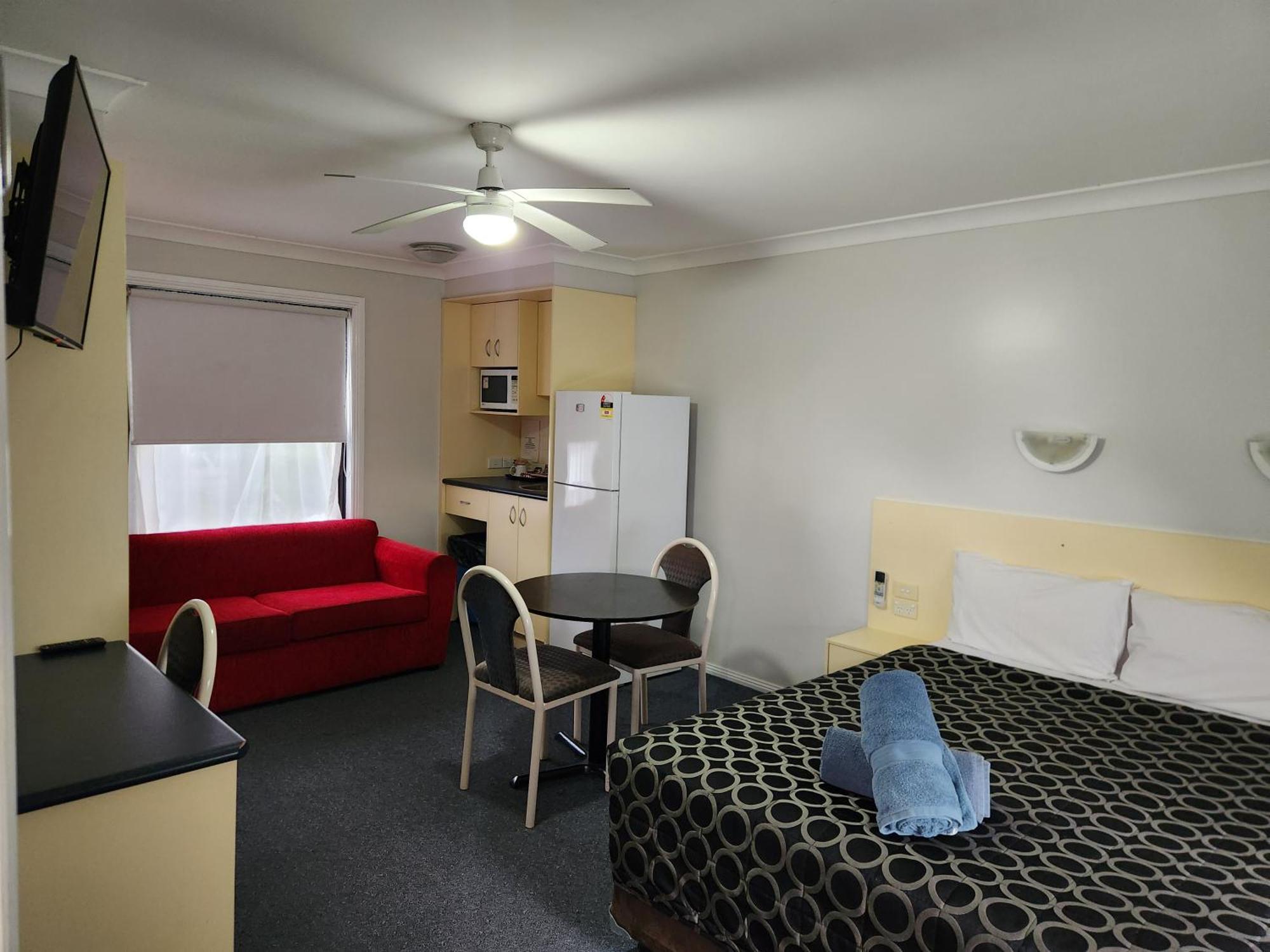 Narrabri Motel And Caravan Park Экстерьер фото